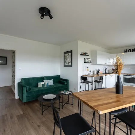 De Luxe, St Germain En Laye, Neuf Appartement *